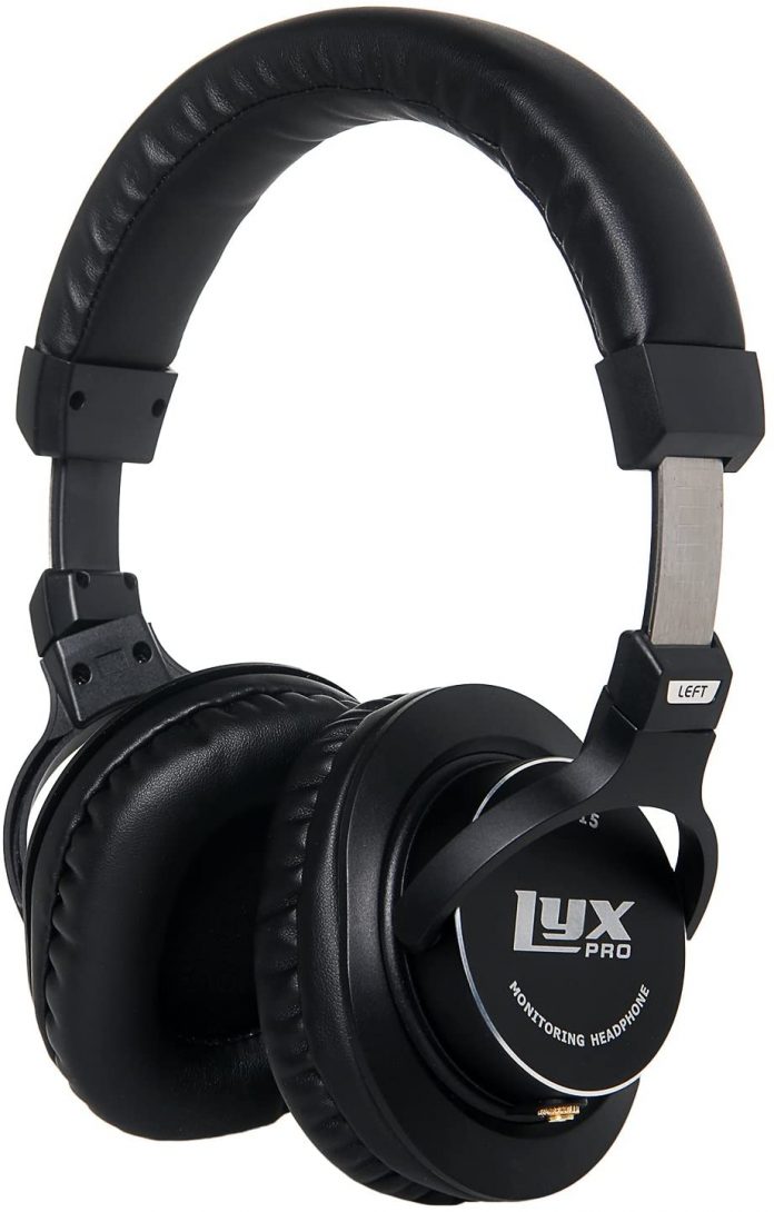 What Headset Does Ali A Use