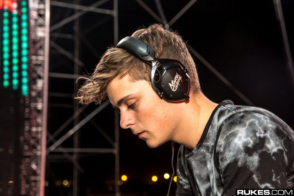 Martin Garrix using the V Moda Crossfade M 100