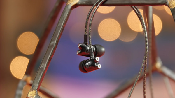 sennheiser ie800s in ear headphones