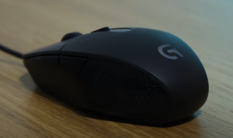 logitech g302 moba gaming mouse daedalus prime image 1