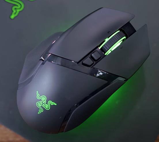 razer basilisk ultimate hyperspeed wireless gaming mouse image 1